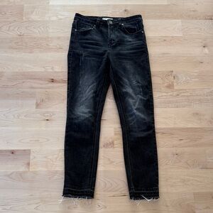 Black Distressed Jeans